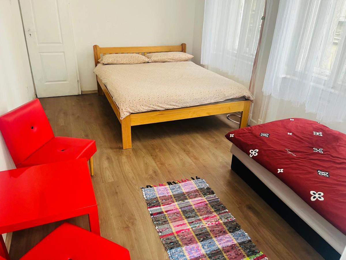 בודפשט East Point Hostel מראה חיצוני תמונה
